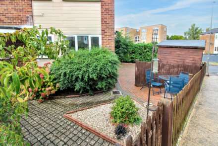 Hilton Avenue, Aylesbury, Image 4