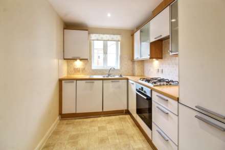 Barnshaw House, Aylesbury, Image 3