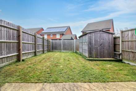 Barcelona Boulevard, Stoke Mandeville, Image 7