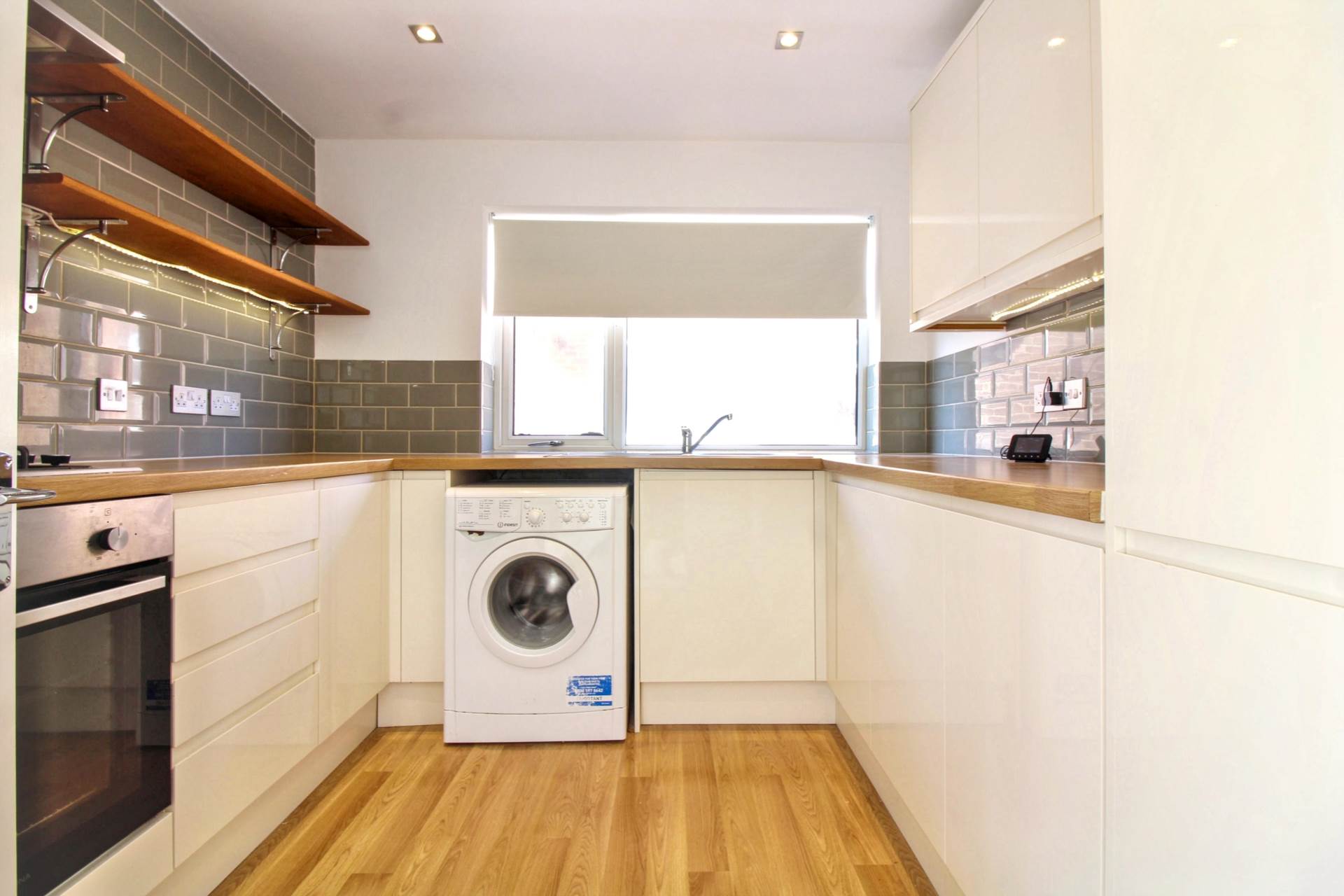 Ingram Avenue, Aylesbury, Image 3