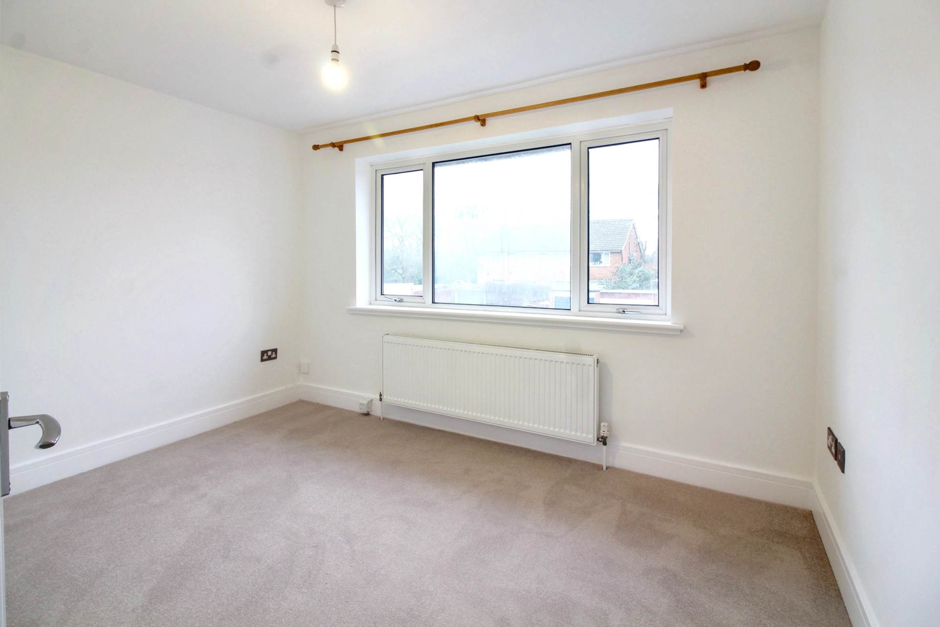 Ingram Avenue, Aylesbury, Image 9