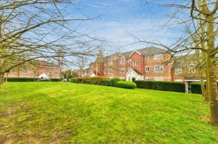Whitehead Way, Aylesbury, Image 11