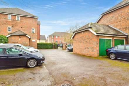 Whitehead Way, Aylesbury, Image 7