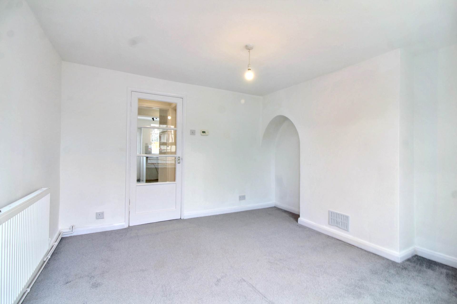 Stoke Road, Aylesbury, Image 9