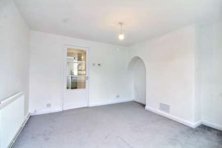 Stoke Road, Aylesbury, Image 9