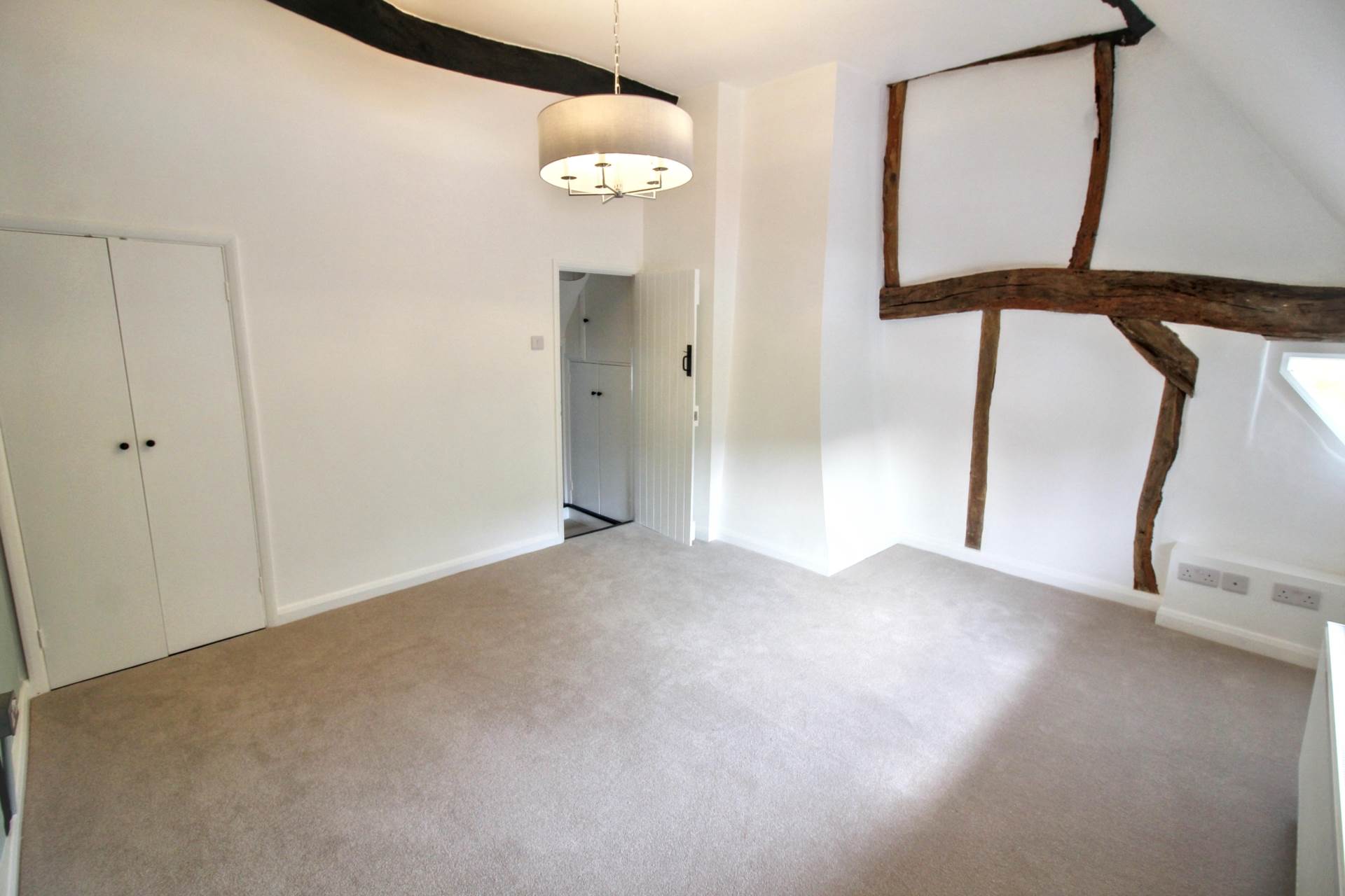 Tring Road, Wendover, Image 8