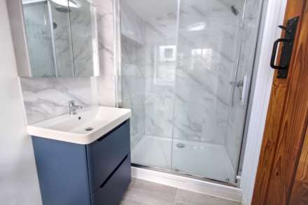 Tring Road, Wendover, Image 12