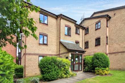 Poets Chase, Aylesbury, Image 8