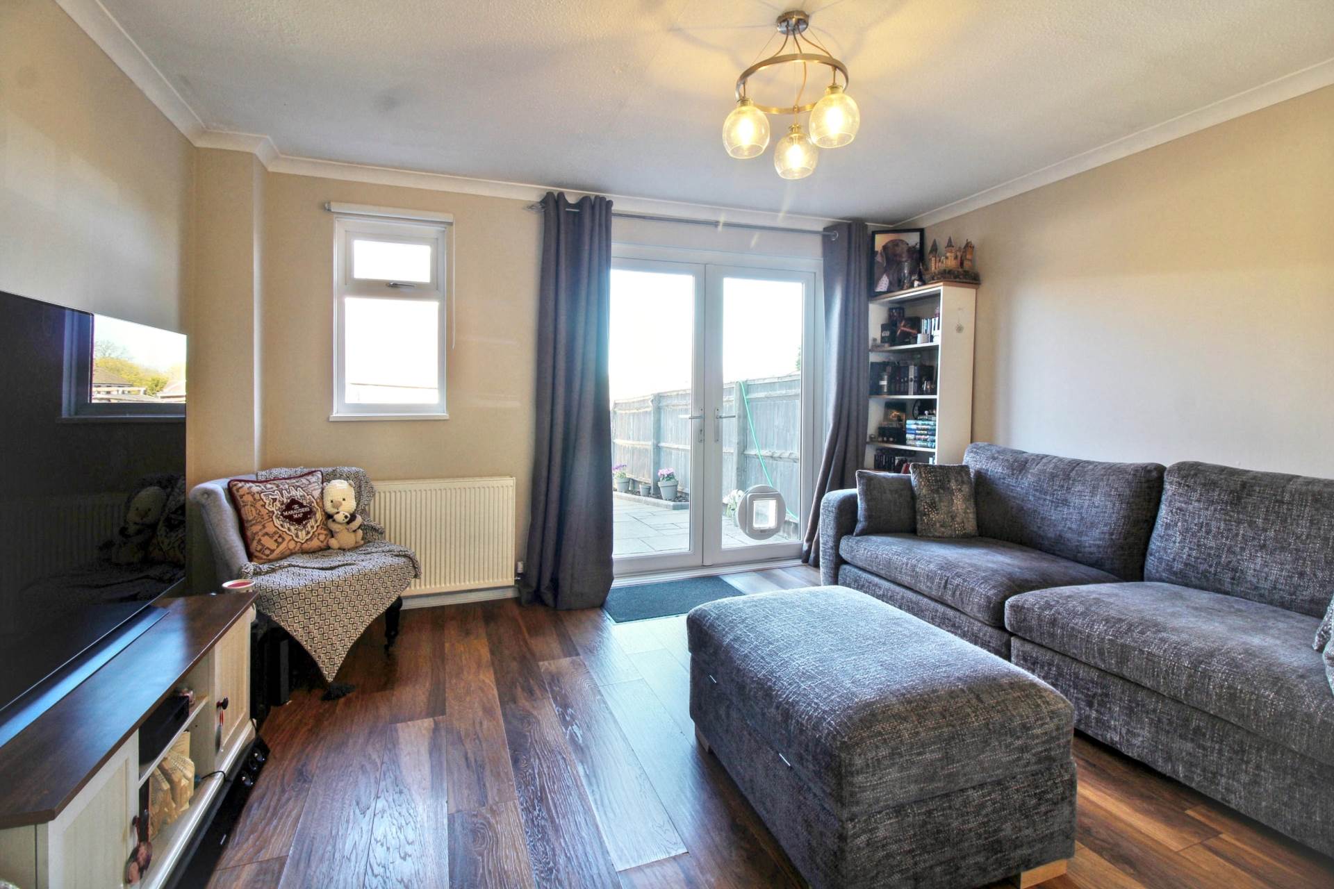 Bronte Close, Aylesbury, Image 2