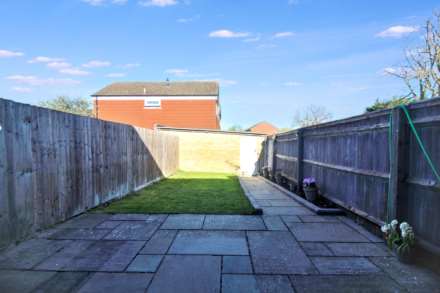 Bronte Close, Aylesbury, Image 3