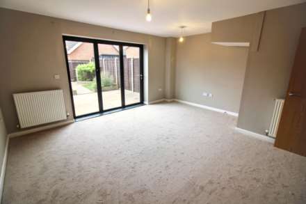 Pershore Way, Aylesbury, Image 2