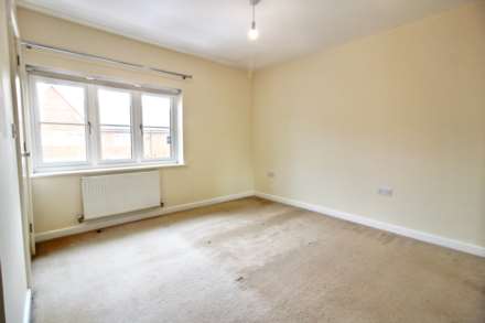 Pershore Way, Aylesbury, Image 5