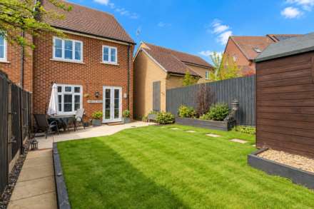Chaundler Drive, Aylesbury, Image 7