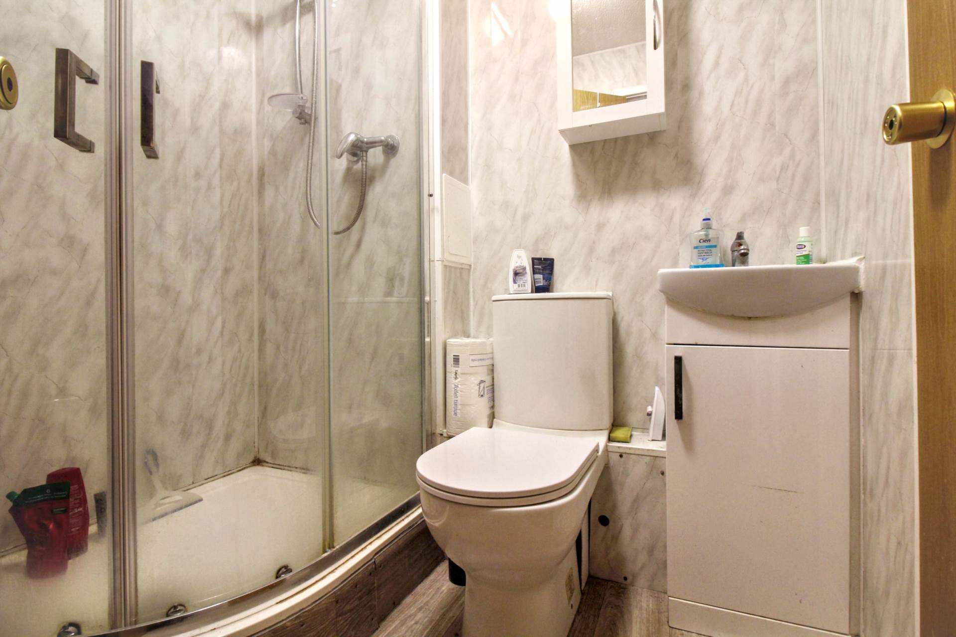 Poplar Road, Aylesbury, Image 3