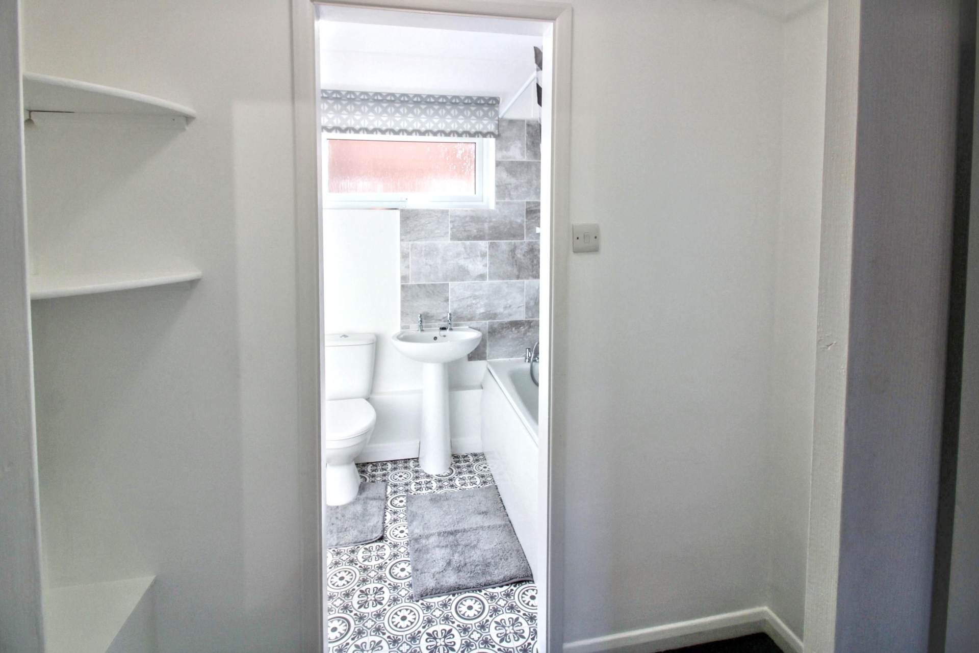 Langstone Court, Aylesbury, Image 5