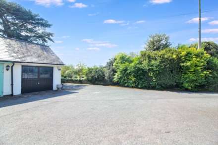 Aylesbury Road, Bierton, Image 17