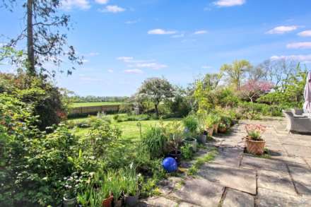 Aylesbury Road, Bierton, Image 8