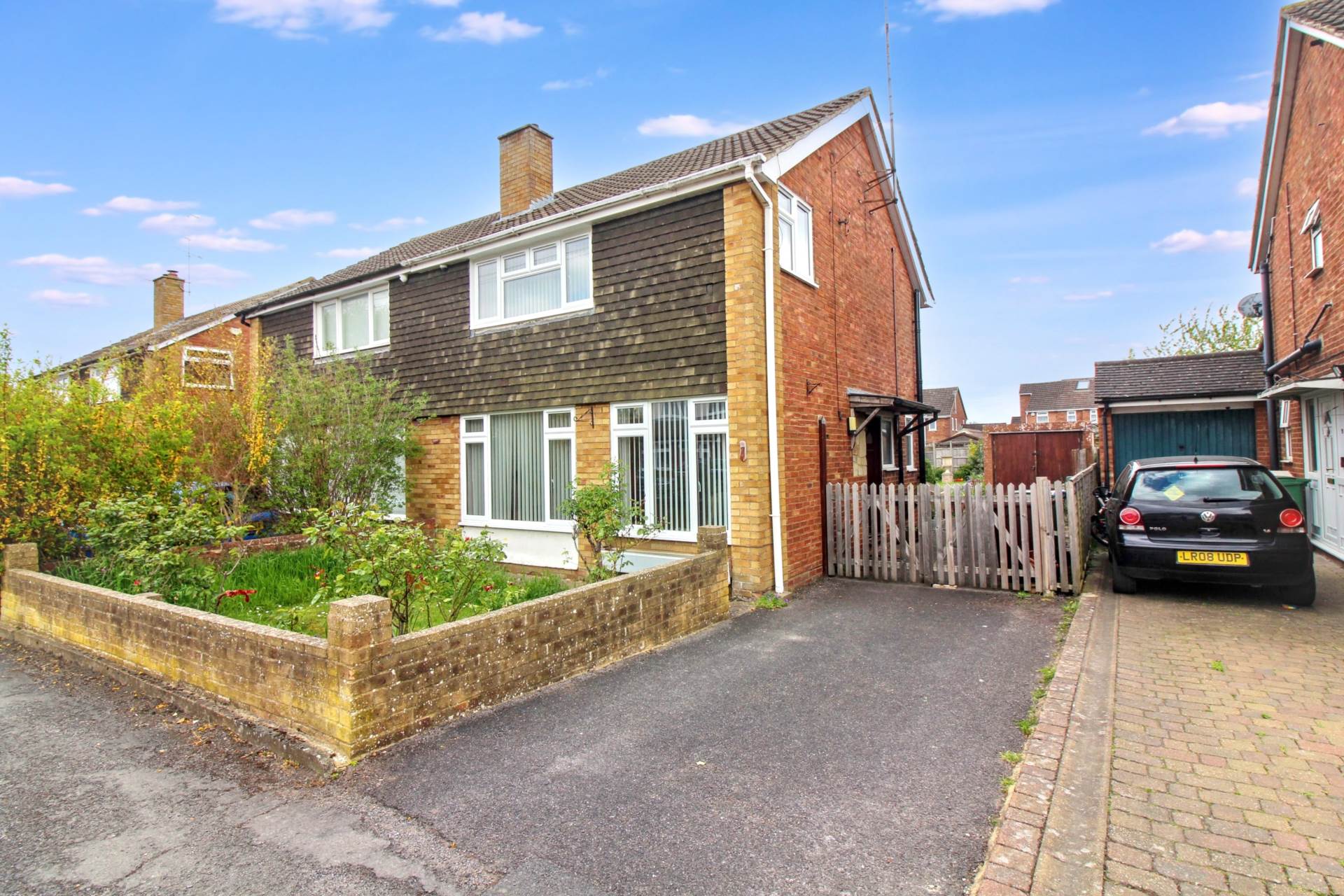 New Meadow, Aylesbury, Image 1