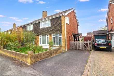 Property For Sale New Meadow, Aylesbury