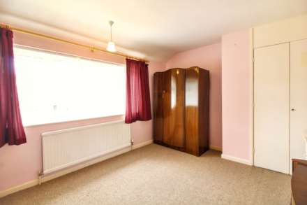 New Meadow, Aylesbury, Image 6