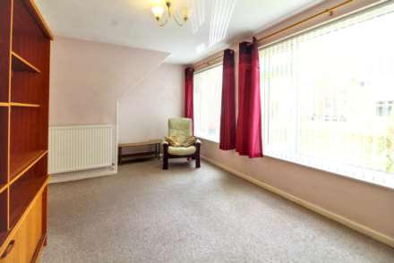 New Meadow, Aylesbury, Image 8