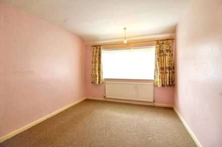 New Meadow, Aylesbury, Image 9