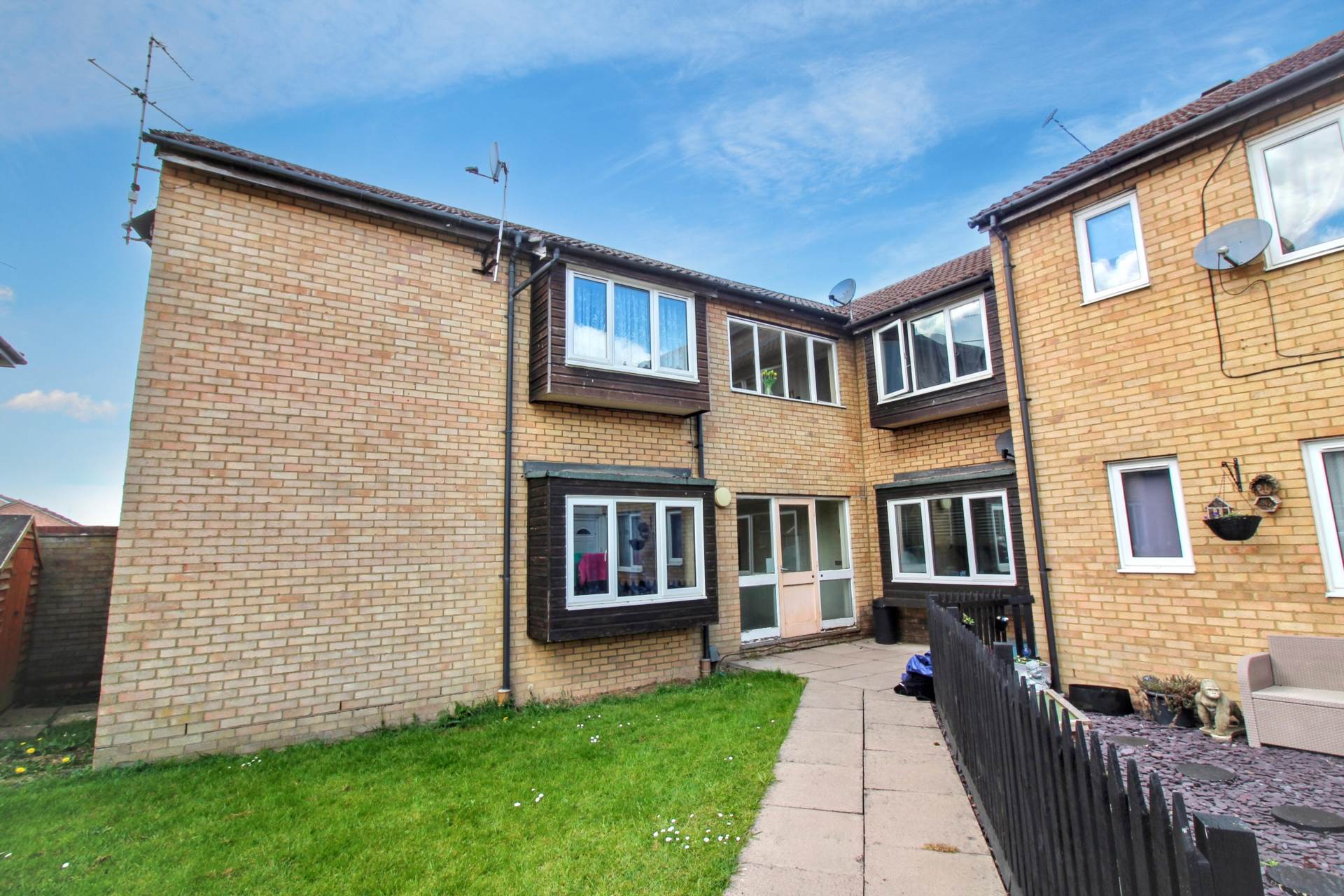 Enborne Close, Aylesbury, Image 1