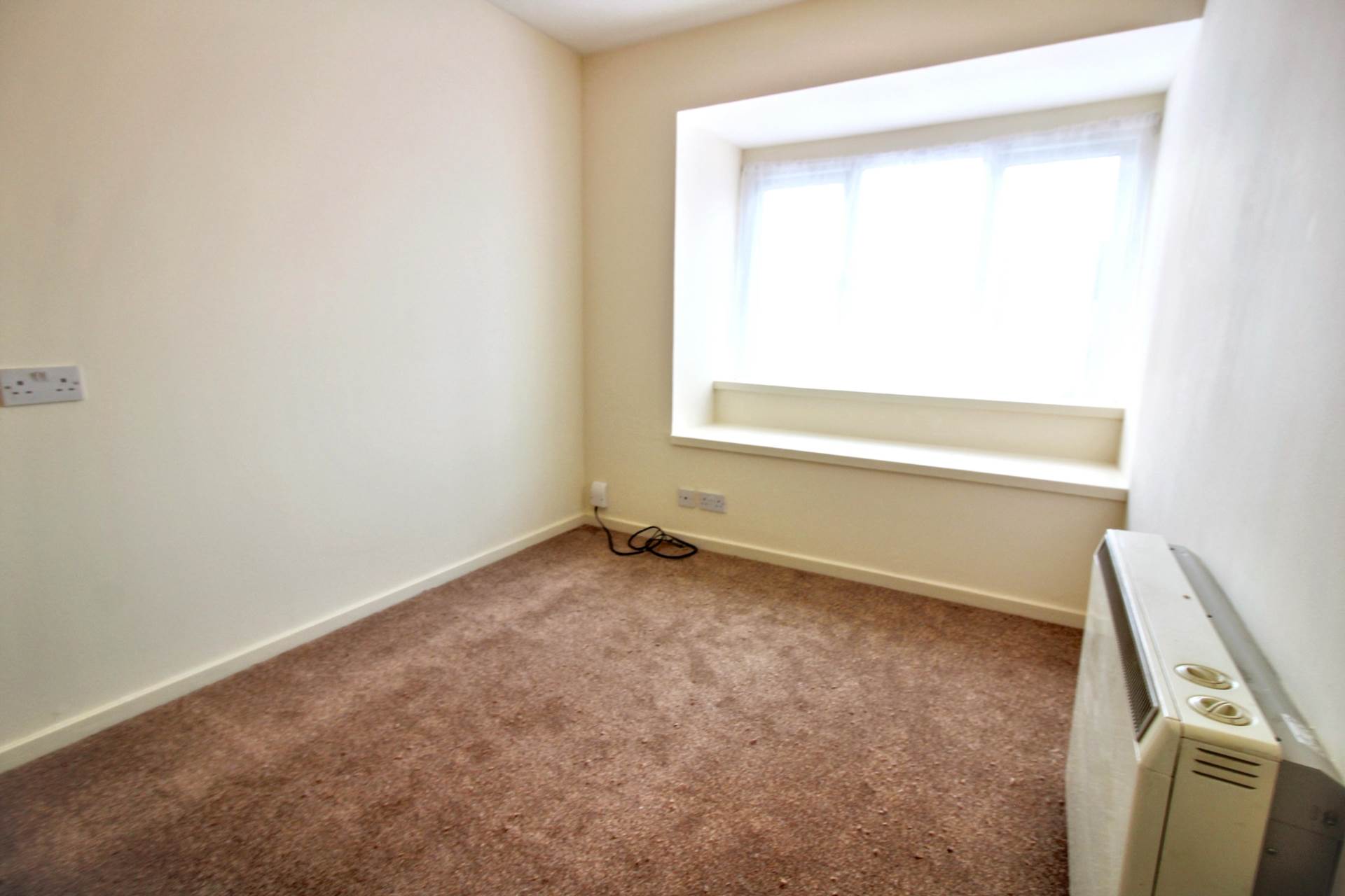 Enborne Close, Aylesbury, Image 5