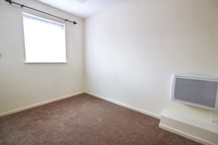 Enborne Close, Aylesbury, Image 4