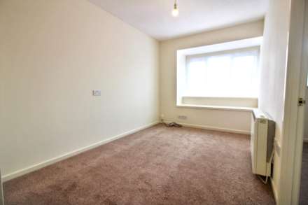 Enborne Close, Aylesbury, Image 6