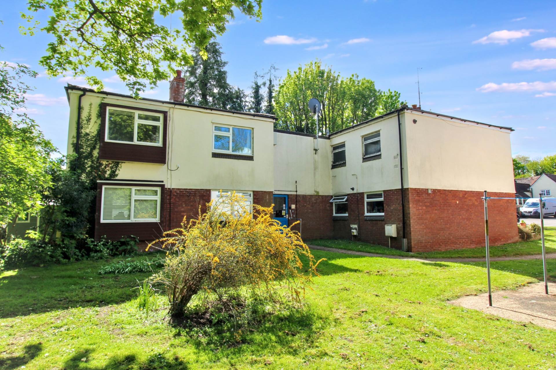 Old School Close, Aylesbury, Image 1