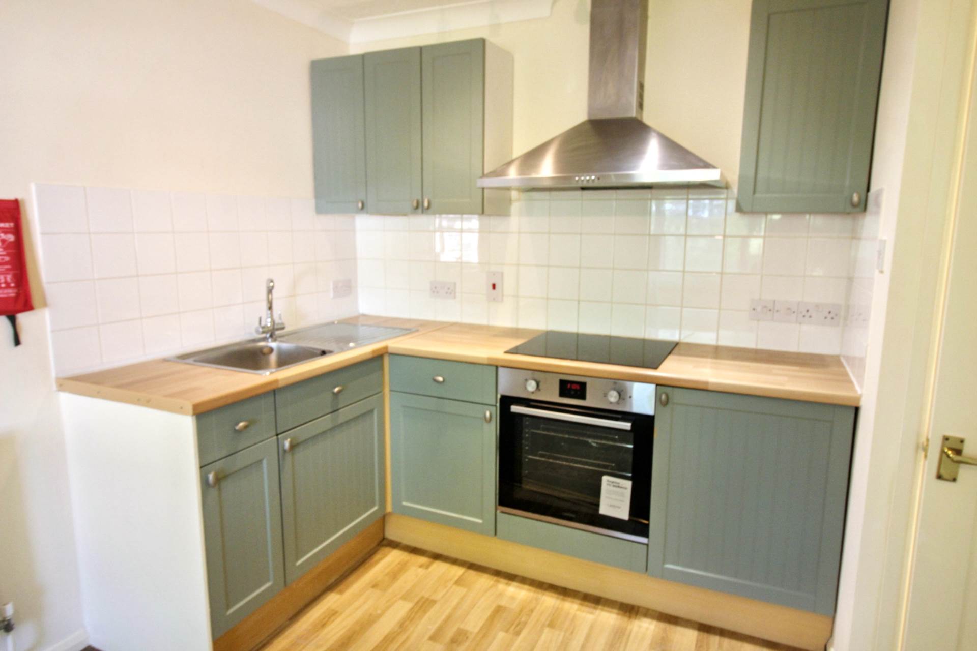 Old School Close, Aylesbury, Image 3