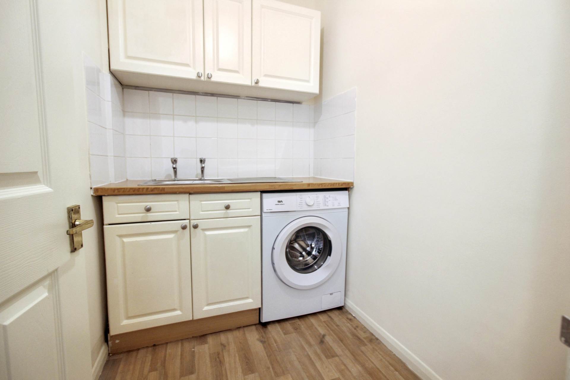 Old School Close, Aylesbury, Image 9