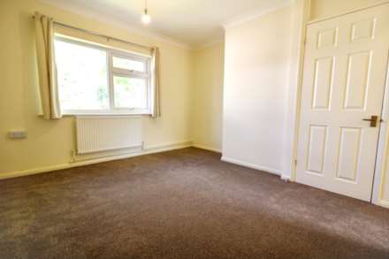 Old School Close, Aylesbury, Image 7