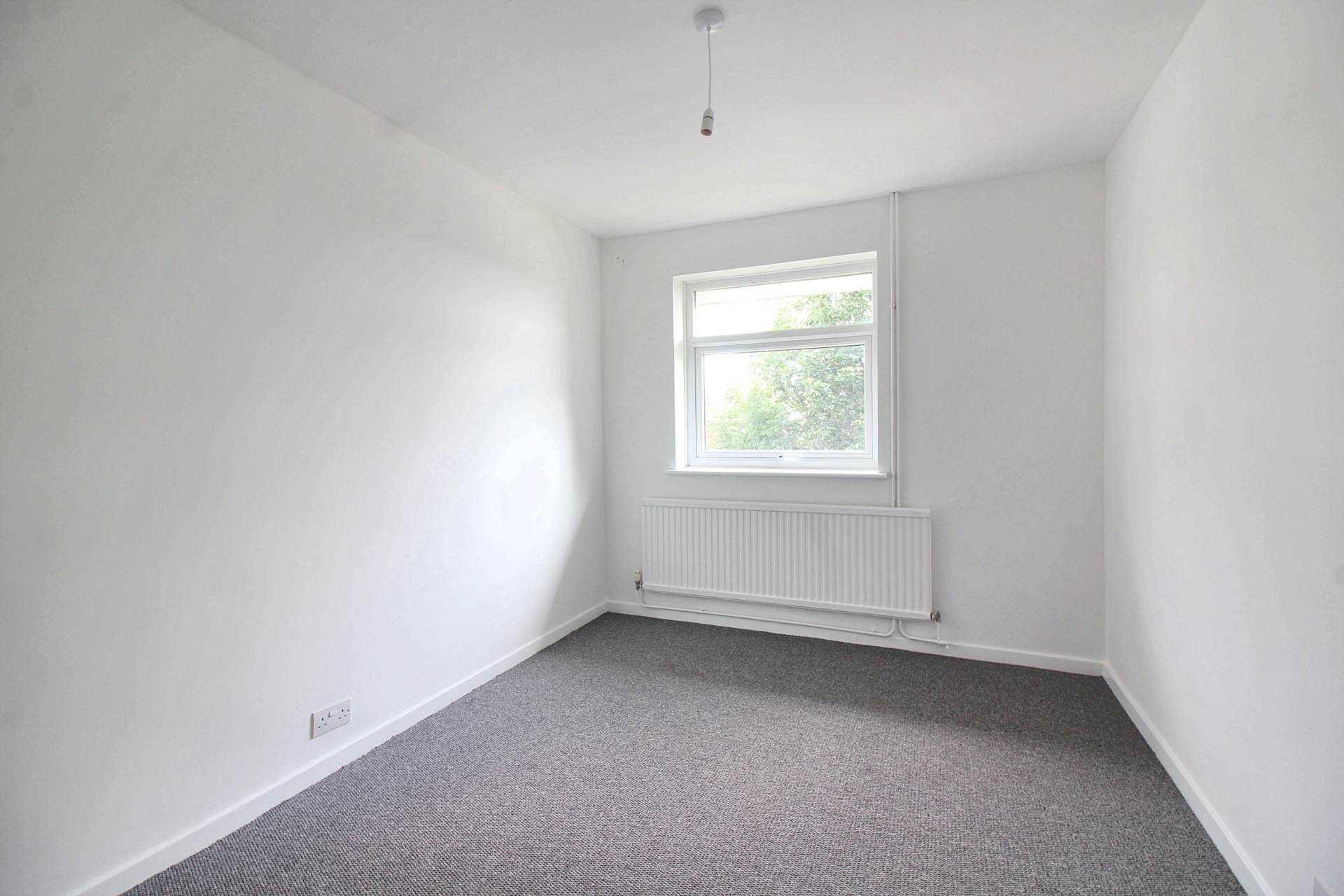 Bishops Walk, Aylesbury, Image 4