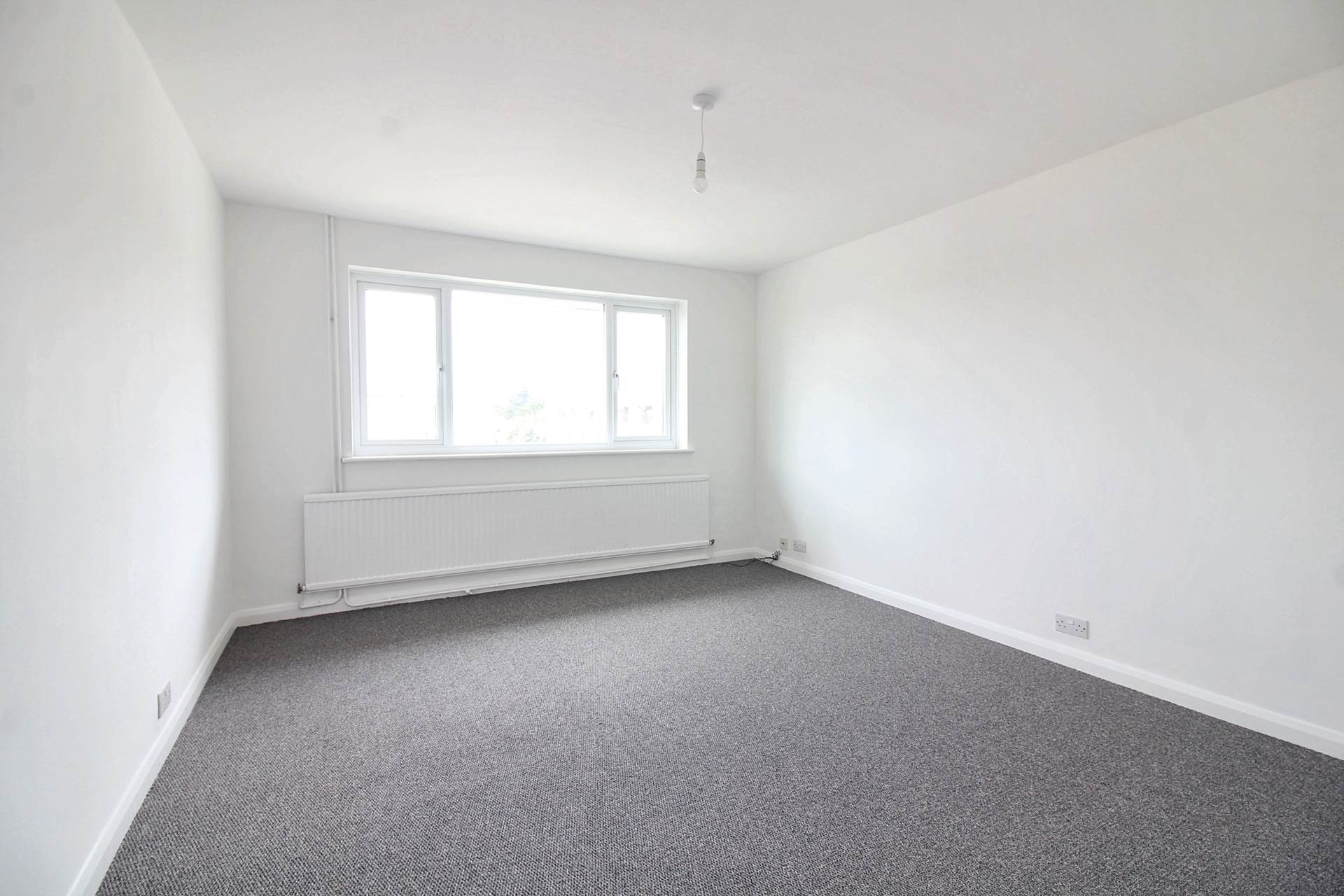 Bishops Walk, Aylesbury, Image 6