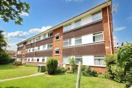 Bishops Walk, Aylesbury, Image 8