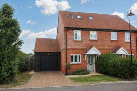 Fairfield Close, Haddenham, Image 1