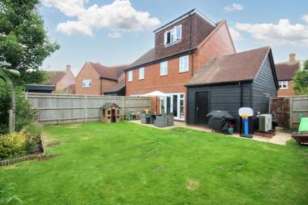 Fairfield Close, Haddenham, Image 7