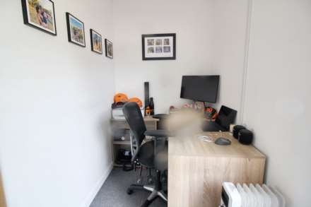 Fairfield Close, Haddenham, Image 8