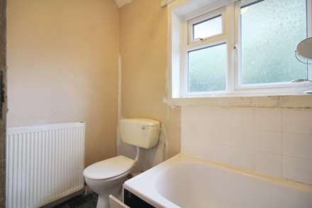 Lee Road, Aylesbury, Image 14