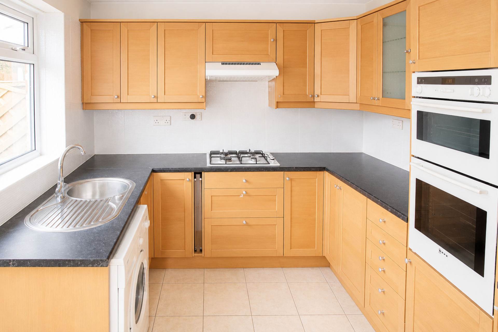 Wallbridge Close, Aylesbury, Image 3