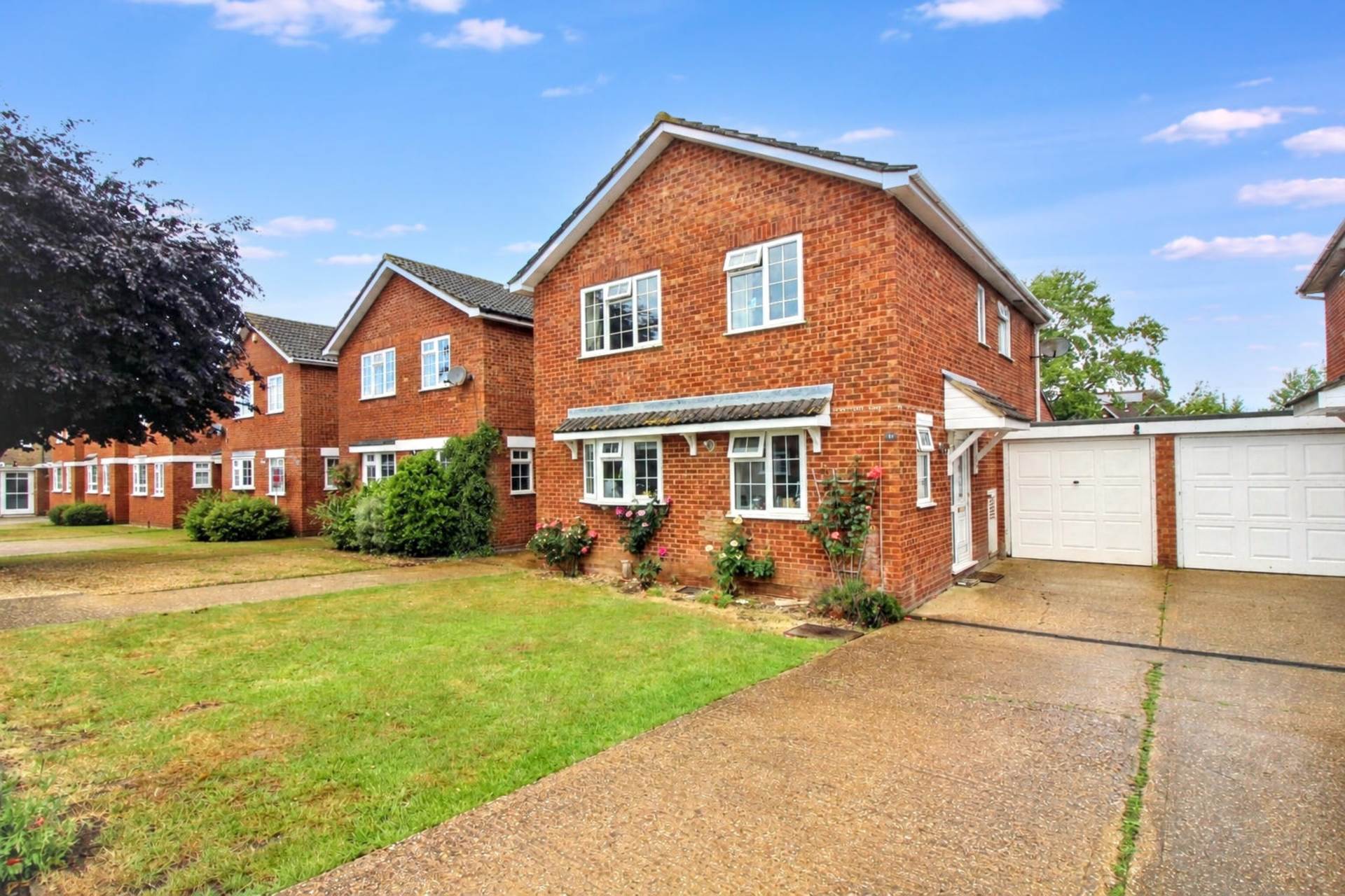 Chalgrove End, Stoke Mandeville, Image 1