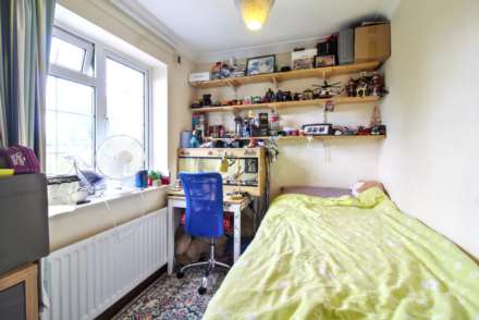 Chalgrove End, Stoke Mandeville, Image 15