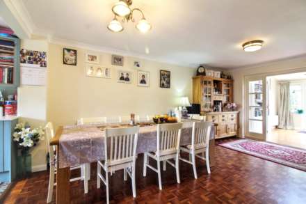 Chalgrove End, Stoke Mandeville, Image 8