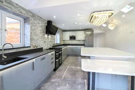 Baker Street, Waddesdon, Image 4