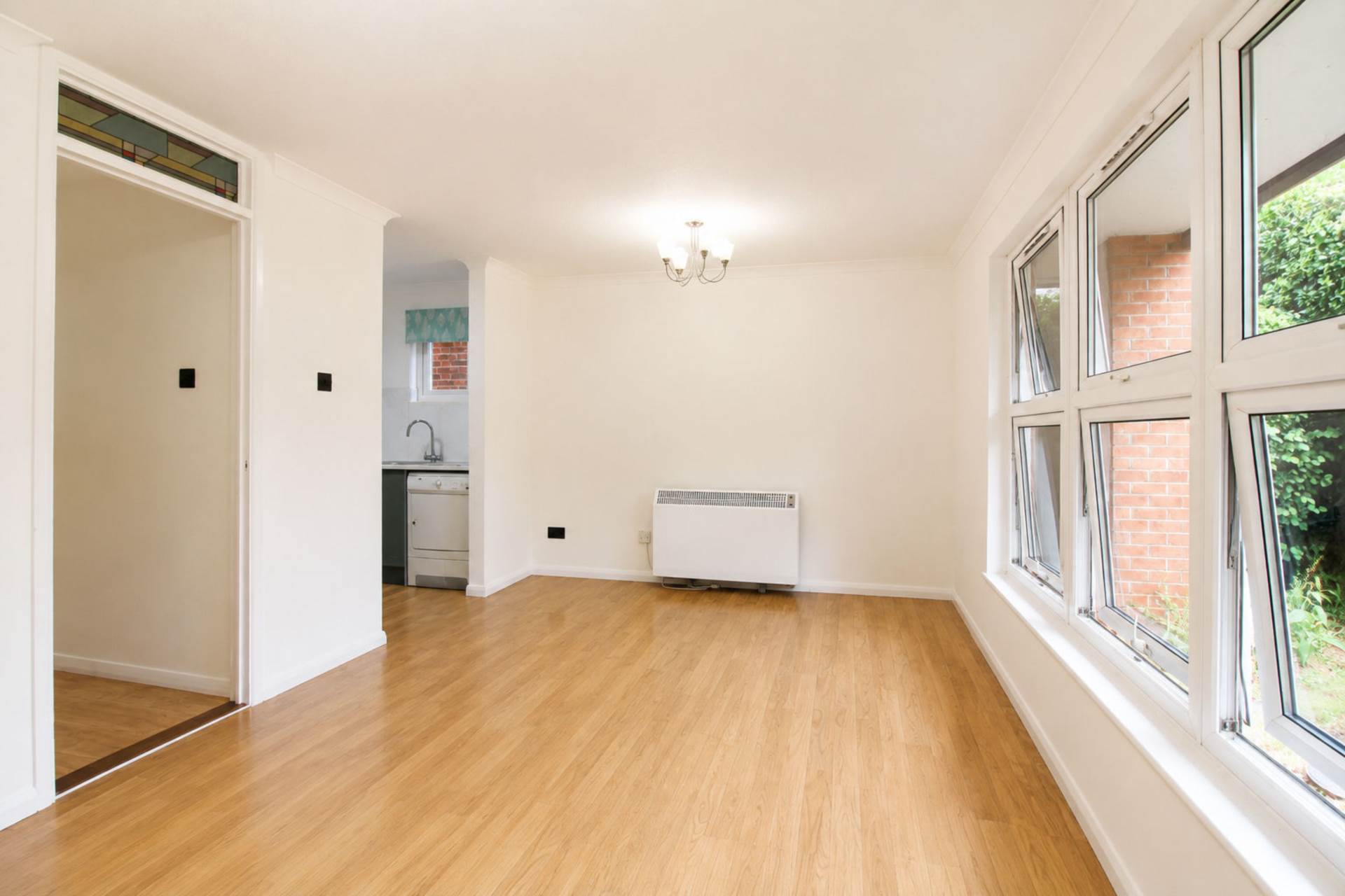Bowerbank Court, Aylesbury, Image 3