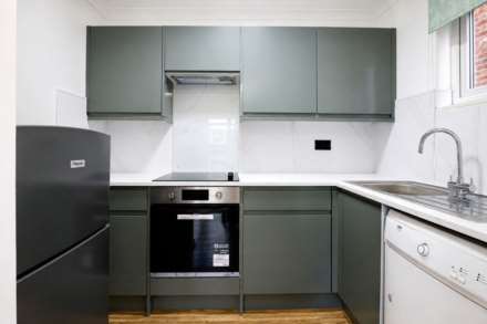 Bowerbank Court, Aylesbury, Image 2