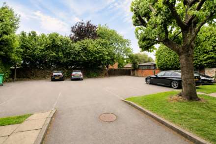 Bowerbank Court, Aylesbury, Image 9