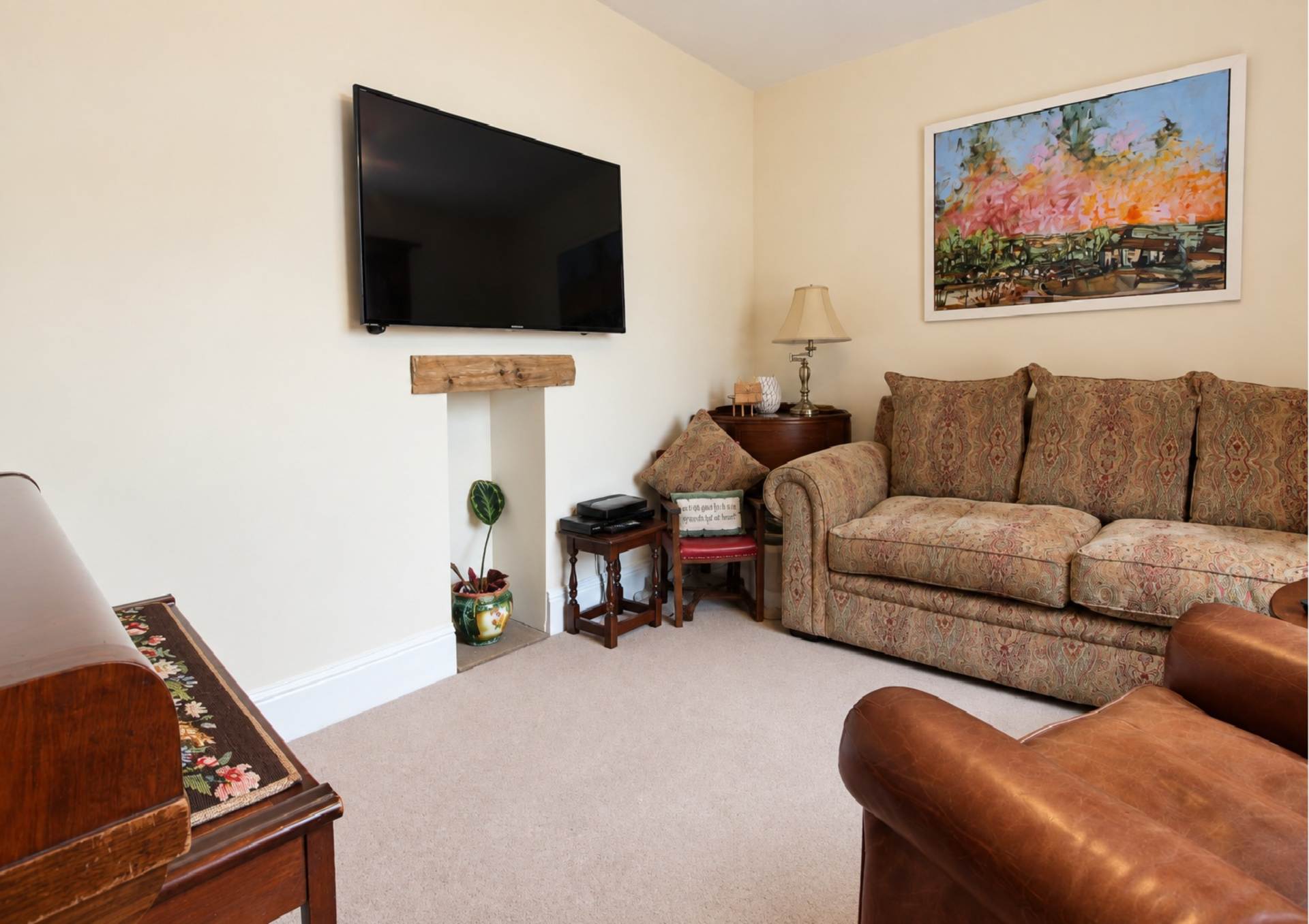 Holywell Cottages, Nash, Image 5